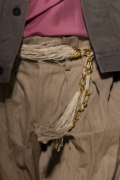 Look 29